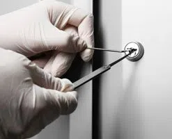 Lock Key Store Richardson, TX 972-512-6388 - 14-Eviction-Locksmith